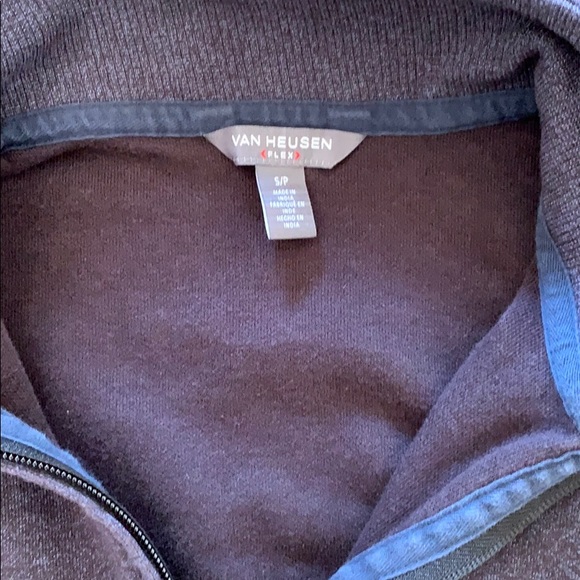 Men’s quarter zip sweater - Picture 2 of 4